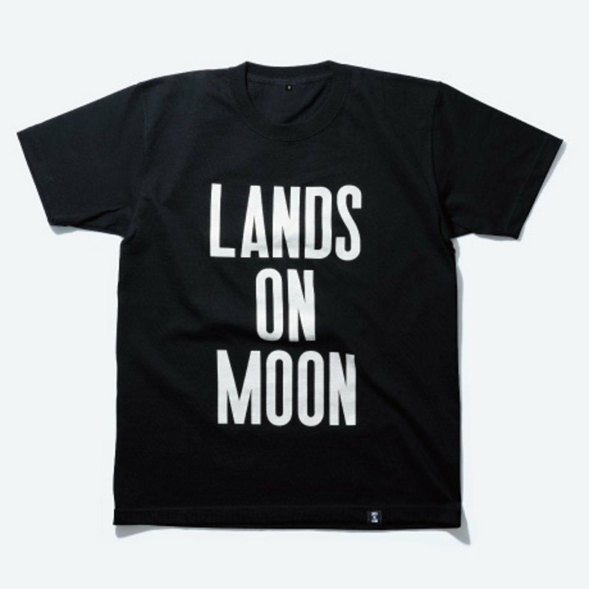 WILDBLUE The First Light 会場限定Tシャツ L WILDBLUE The First Light 会場限定Tシャツ L - メルカリ
